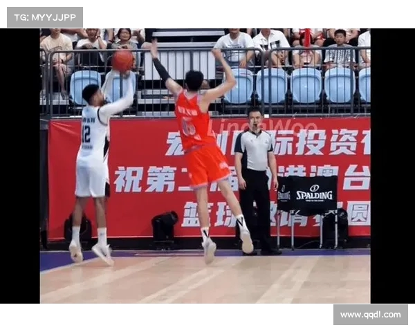 杨曦皓当选CBA状元激动心情满满 期待为主场球迷奉献精彩表现 杨曦皓当选CBA状元激动心情满满 期待为主场球迷奉献精彩表现